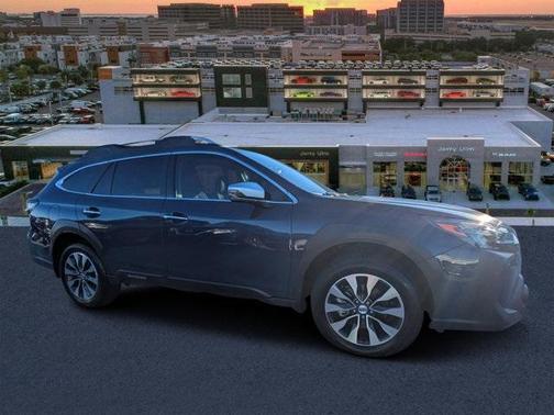 2025 Subaru Outback Touring XT