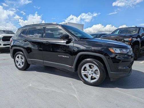 2023 Jeep Compass Latitude