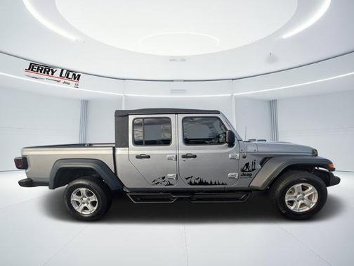 2021 Jeep Gladiator Sport
