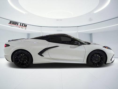 Arctic White 2024 Chevrolet Corvette Stingray w/3LT