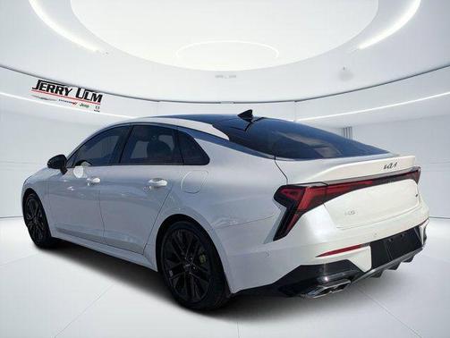 Snow White Pearl 2025 Kia K5 GT