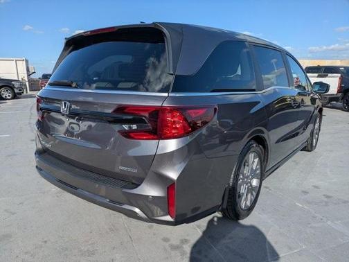 2025 Honda Odyssey Touring