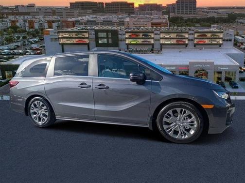 2025 Honda Odyssey Touring