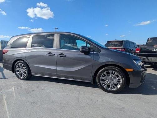 2025 Honda Odyssey Touring