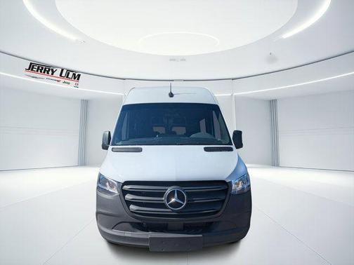 2024 Mercedes-Benz Sprinter 2500 144 WB Standard Roof Passenger