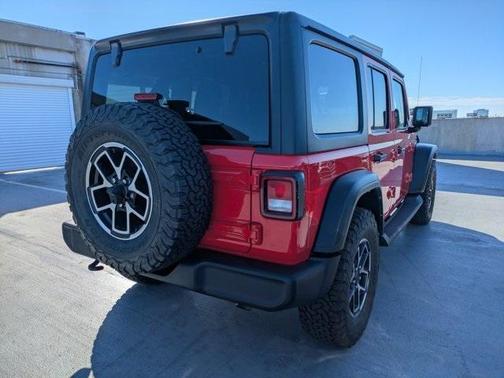 2022 Jeep Wrangler Unlimited Sport