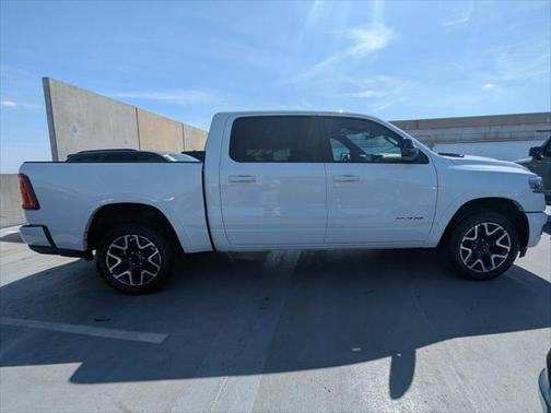 2025 RAM 1500 Laramie Crew Cab 4x4 57' Box