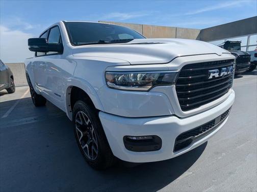 2025 RAM 1500 Laramie Crew Cab 4x4 57' Box