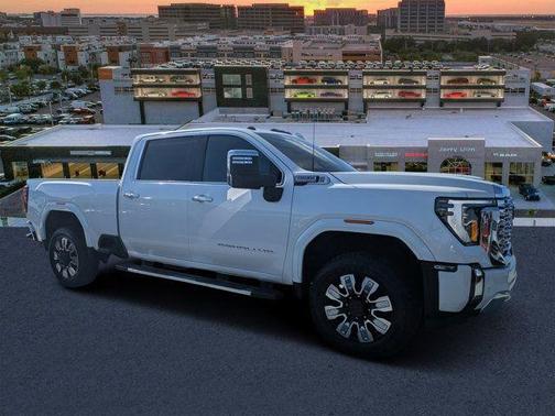 2025 GMC Sierra 3500 Denali