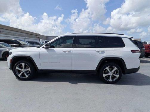 Bright White Clearcoat 2025 Jeep Grand Cherokee L Limited