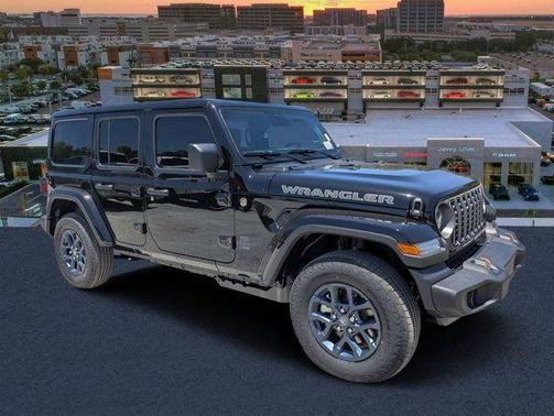 Black Clearcoat 2026 Jeep Wrangler 85th Anniversary