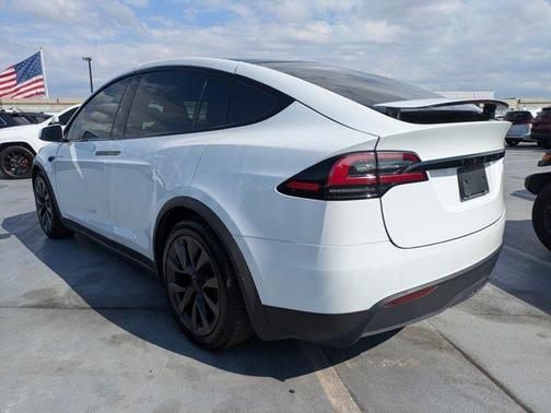 2024 Tesla Model X Base