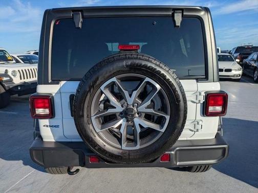 2025 Jeep Wrangler 4xe Sport