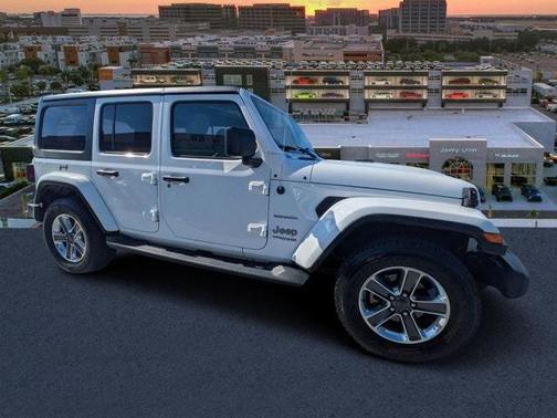 2020 Jeep Wrangler Unlimited Sahara