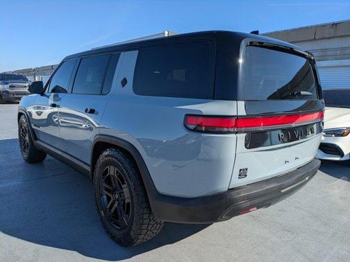 2024 Rivian R1S Adventure Quad Motor Large Pack