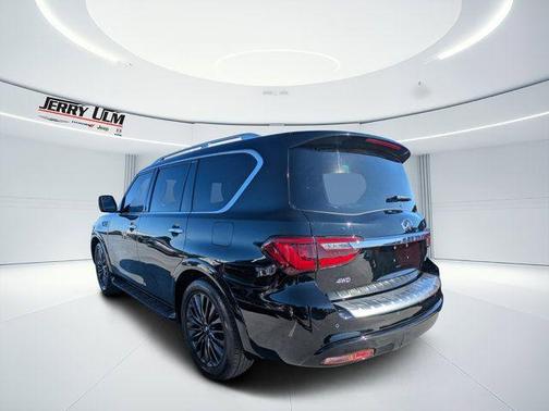 2023 INFINITI QX80 SENSORY