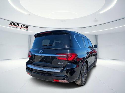 2023 INFINITI QX80 SENSORY