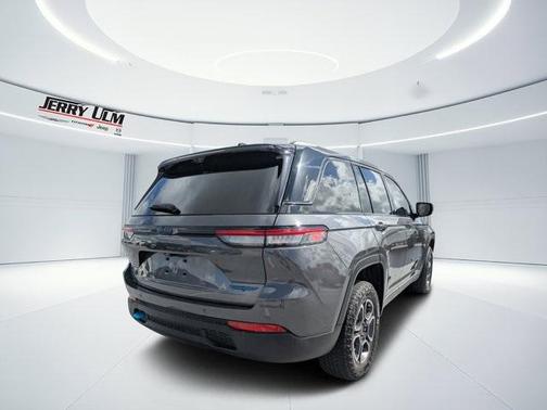 2022 Jeep Grand Cherokee 4xe Trailhawk