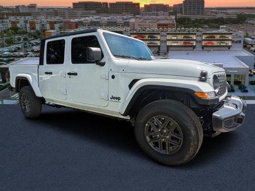 2025 Jeep Gladiator Sport