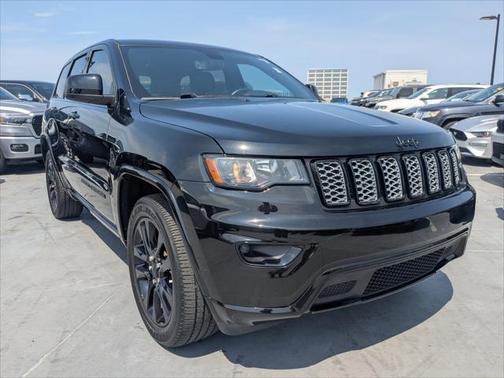 2019 Jeep Grand Cherokee Altitude 4x2