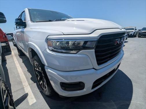 2025 RAM 1500 Laramie Crew Cab 4x4 57' Box