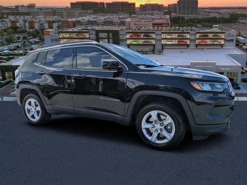 2023 Jeep Compass Latitude