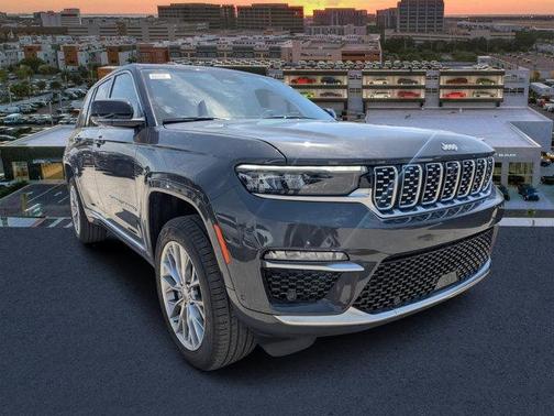 2025 Jeep Grand Cherokee Summit