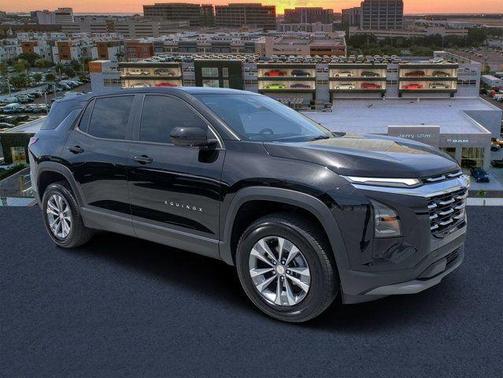 Mosaic Black Metallic 2025 Chevrolet Equinox LT