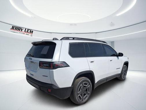 Bright White Clearcoat 2026 Jeep Cherokee LAREDO/LIMITED