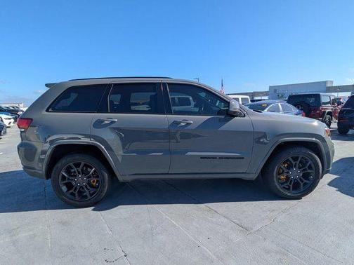 2020 Jeep Grand Cherokee Altitude