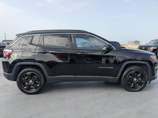 2019 Jeep Compass Latitude FWD