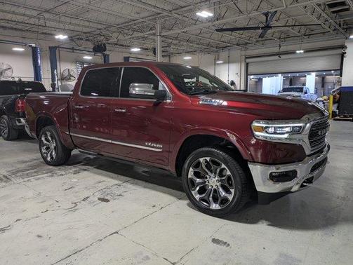 Delmonico Red Pearlcoat 2022 RAM 1500 Limited
