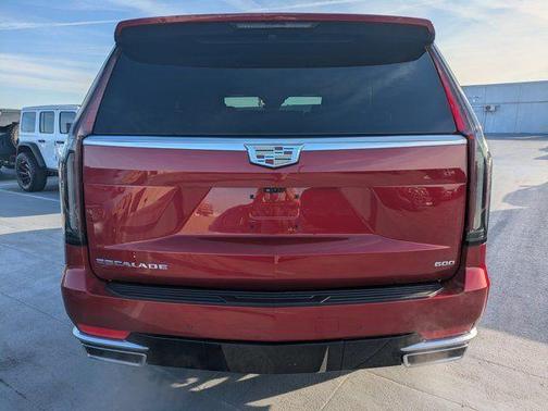 2022 Cadillac Escalade Premium Luxury