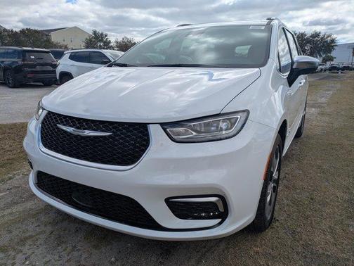 2026 Chrysler Pacifica Pinnacle