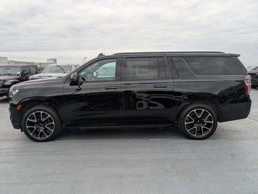 Black 2021 Chevrolet Suburban RST