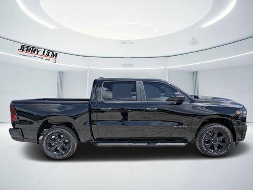 Diamond Black 2026 RAM 1500 Express