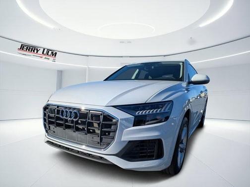 2023 Audi Q8 55 Premium Plus