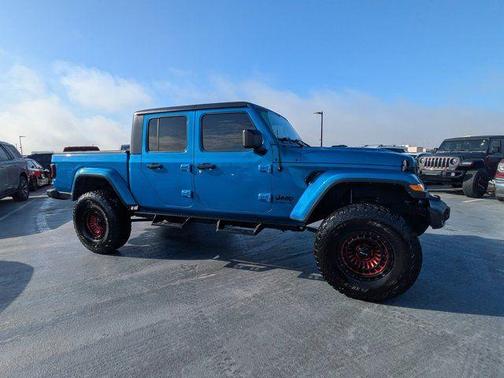 2022 Jeep Gladiator Sport
