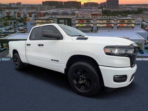 2025 RAM 1500 Tradesman Quad Cab 4x2 64' Box