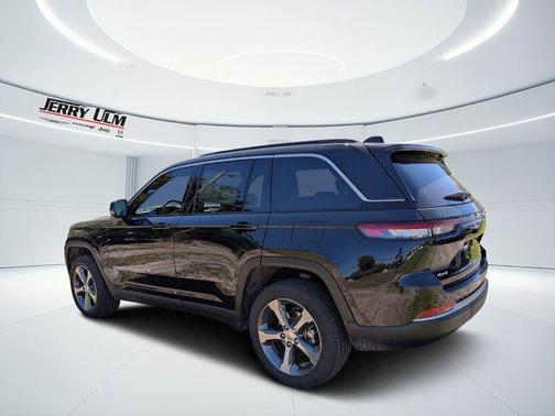 Diamond Black 2026 Jeep Grand Cherokee Limited