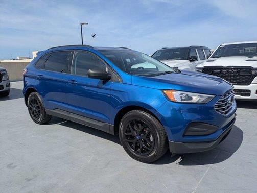 2022 Ford Edge SE