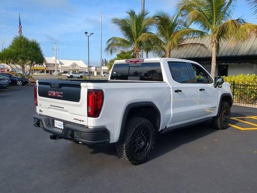 2024 GMC Sierra 1500 AT4X