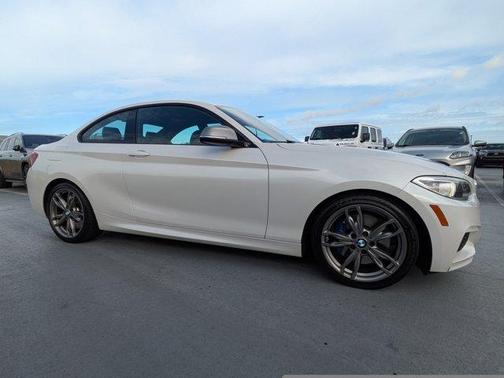 2016 BMW M235 i