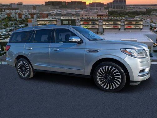2021 Lincoln Navigator Black Label