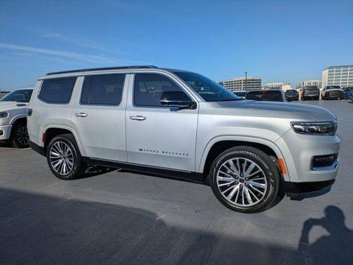 Silver Zynith 2023 Jeep Grand Wagoneer Series III