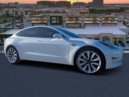 2019 Tesla Model 3 Long Range
