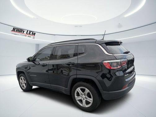 Diamond Black 2023 Jeep Compass Latitude