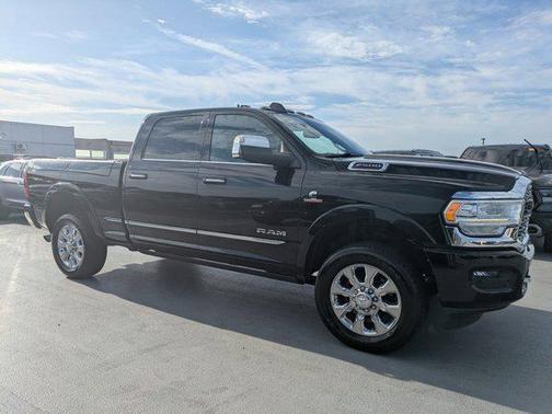 2021 RAM 2500 Limited Crew Cab 4x4 64' Box