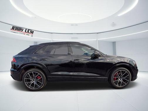 2020 Audi Q8 55 Premium Plus