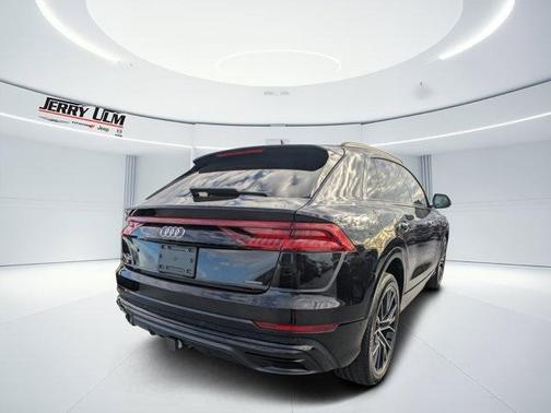 2020 Audi Q8 55 Premium Plus